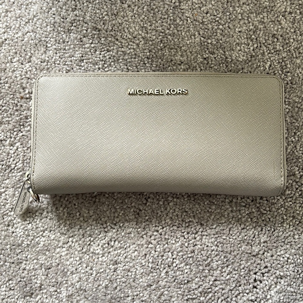 Michael Kors wallet